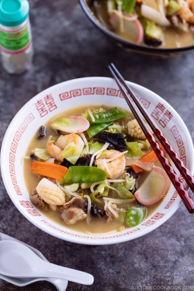 Nagasaki Champon served in a ramen bowl.