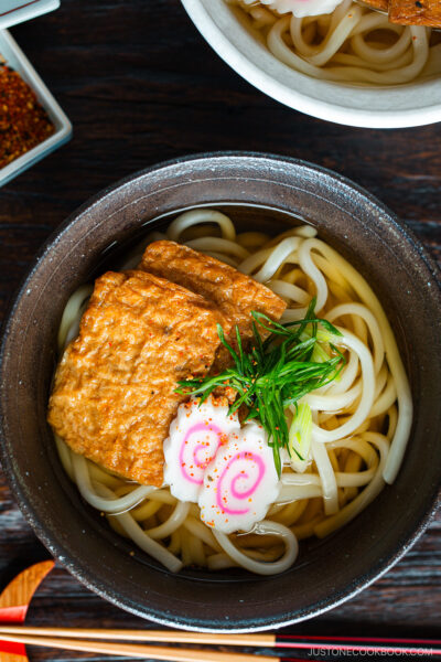 Kitsune udon in a Japanese bowl.