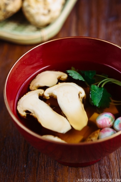 Matsutake Clear Soup 松茸のお吸い物 | Easy Japanese Recipes at JustOneCookbook.com