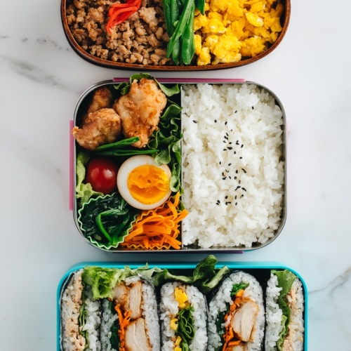 3 easy bento boxes filled with delicious meals.