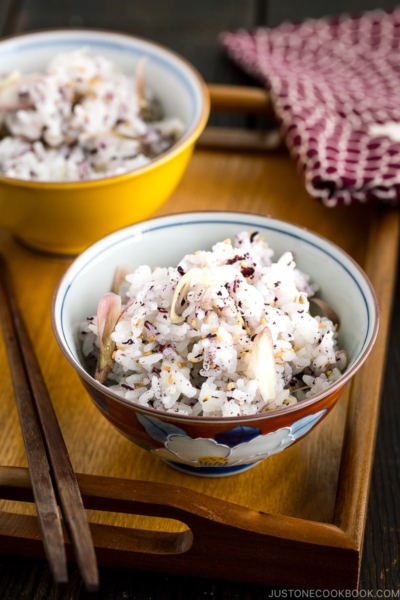 A rice bowl containing Myoga Yukari Mazegohan.